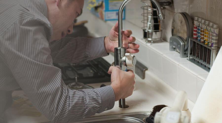 Expert burst pipe repair services in Greenwich, KS